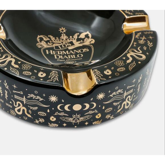 Mystique Large Black Gold Ceramic Cigar Ashtray 4 Cigars Indoor Outdoor Ashtrays - Picture 3 of 6